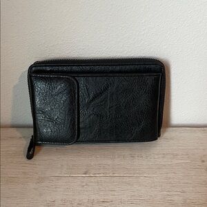 Black Leather Wallet/Crossbody